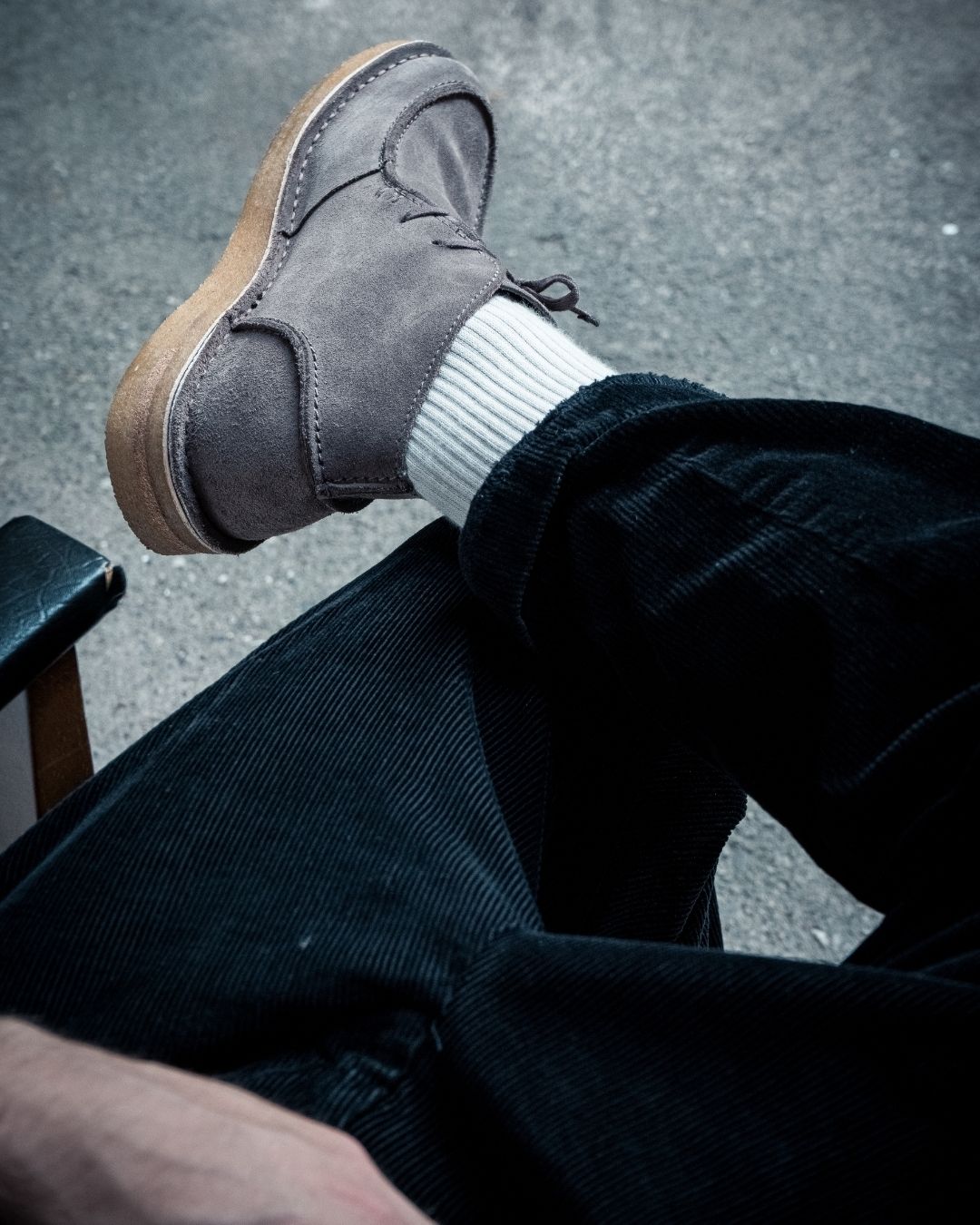 EWALDI - Taupe Suede
