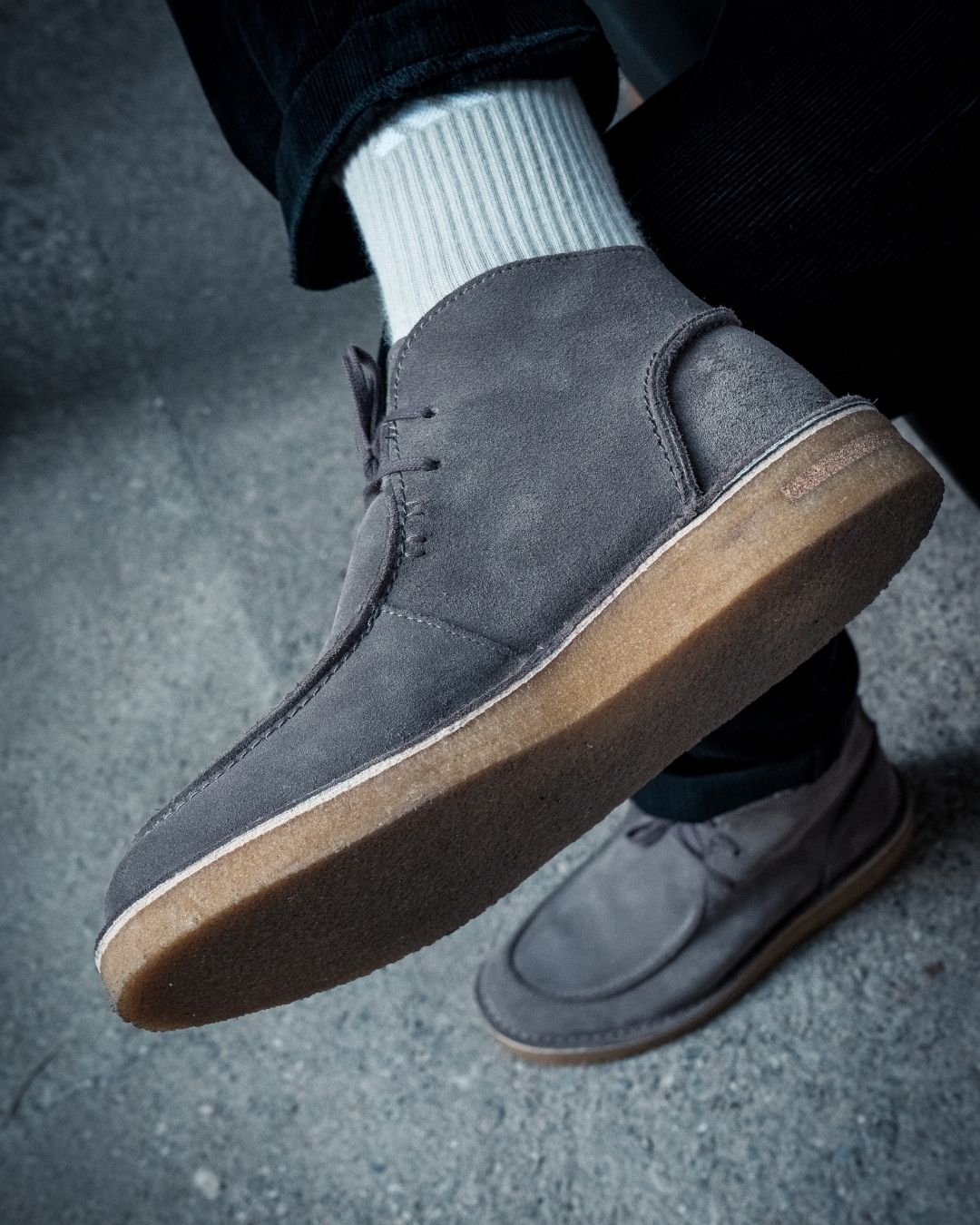 EWALDI - Taupe Suede
