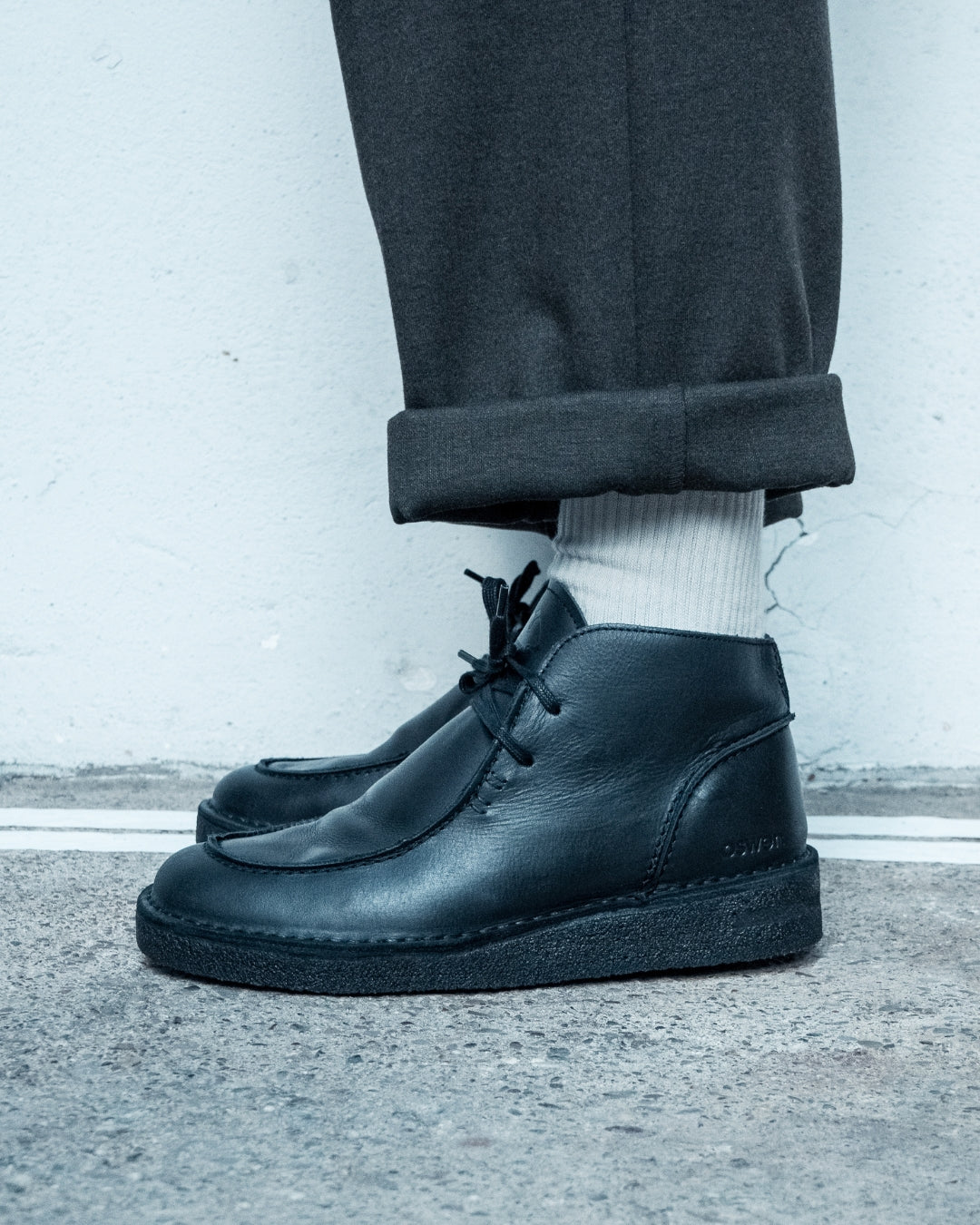 EWALDI - BLACK BUFFALO LEATHER