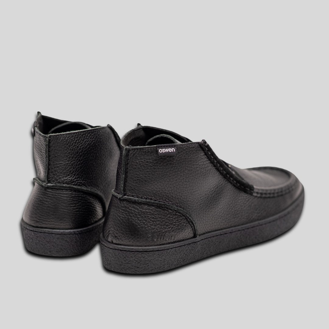 KONRAD - BLACK