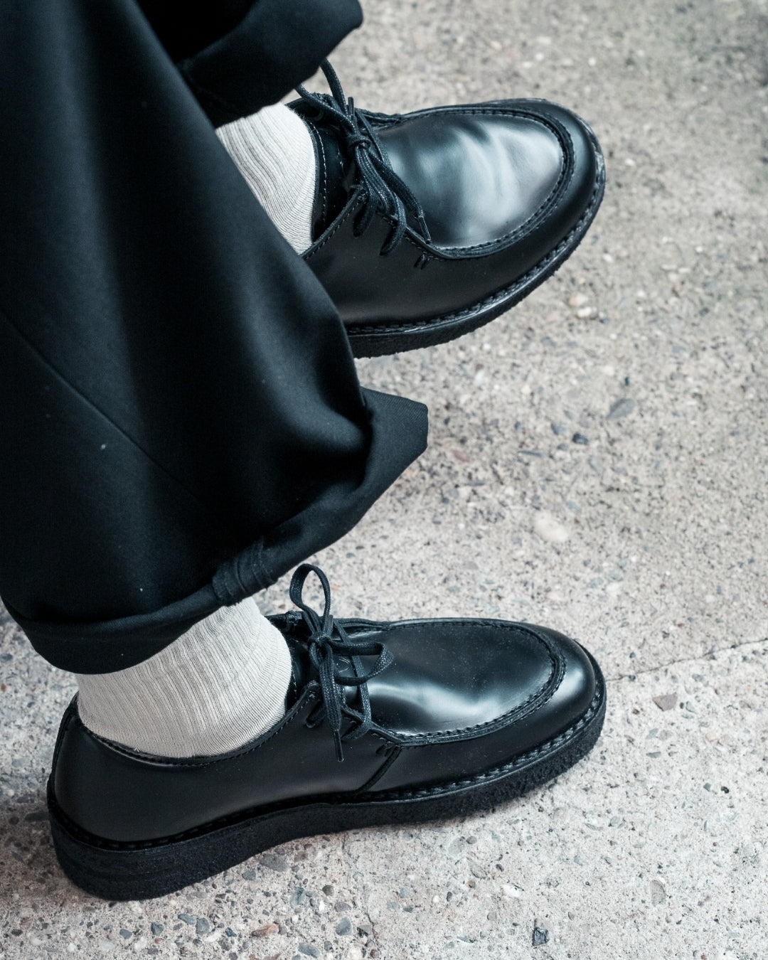 EWALDI LOW – SCHWARZES POLIDO-LEDER
