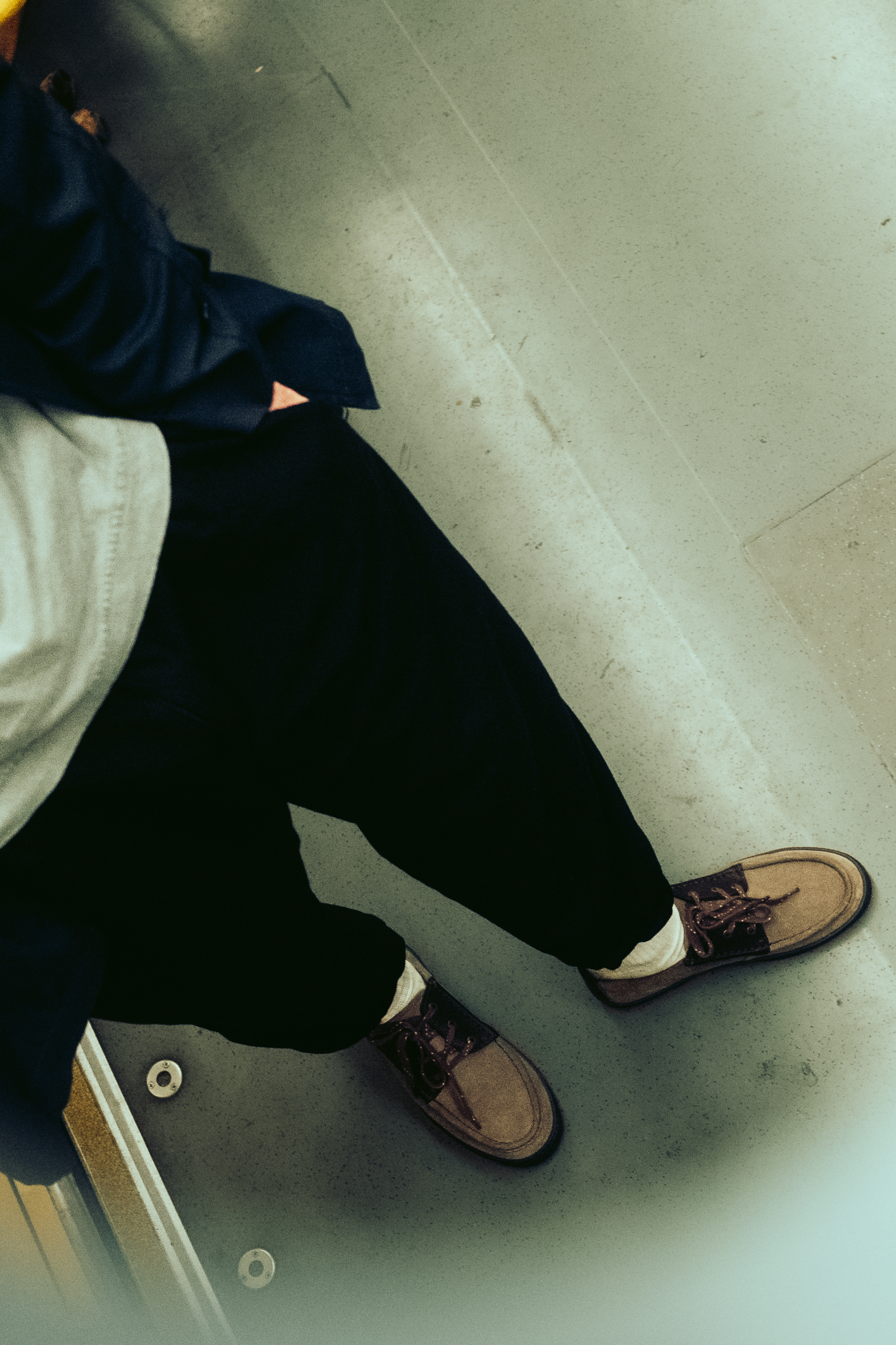 KONRAD LOW - BLACK