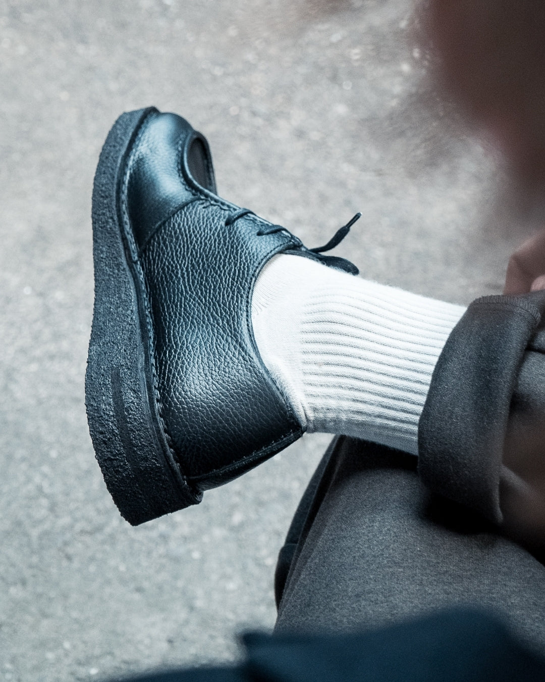 EWALDI LOW TUMBLED - BLACK