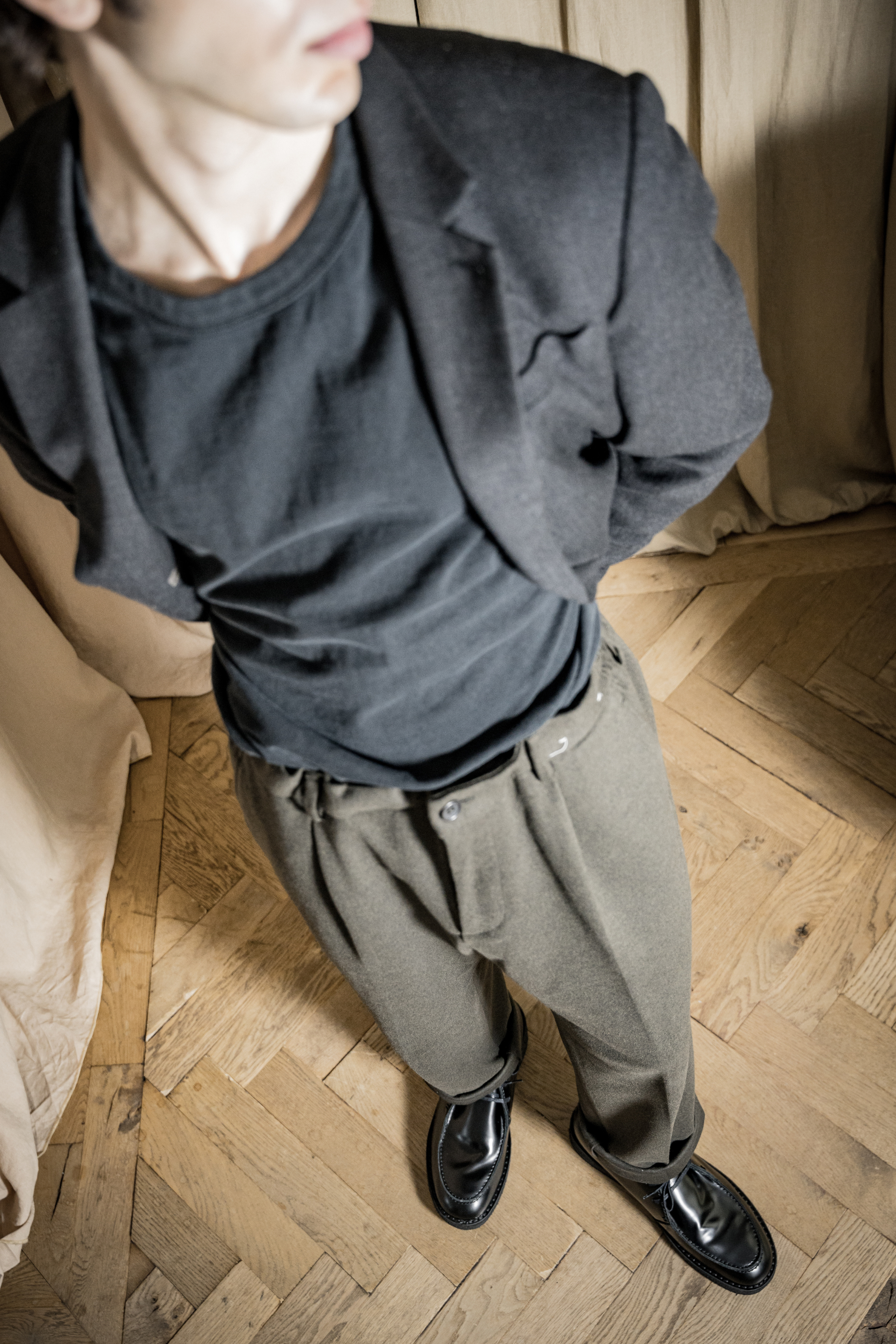 EWALDI LOW – SCHWARZES POLIDO-LEDER