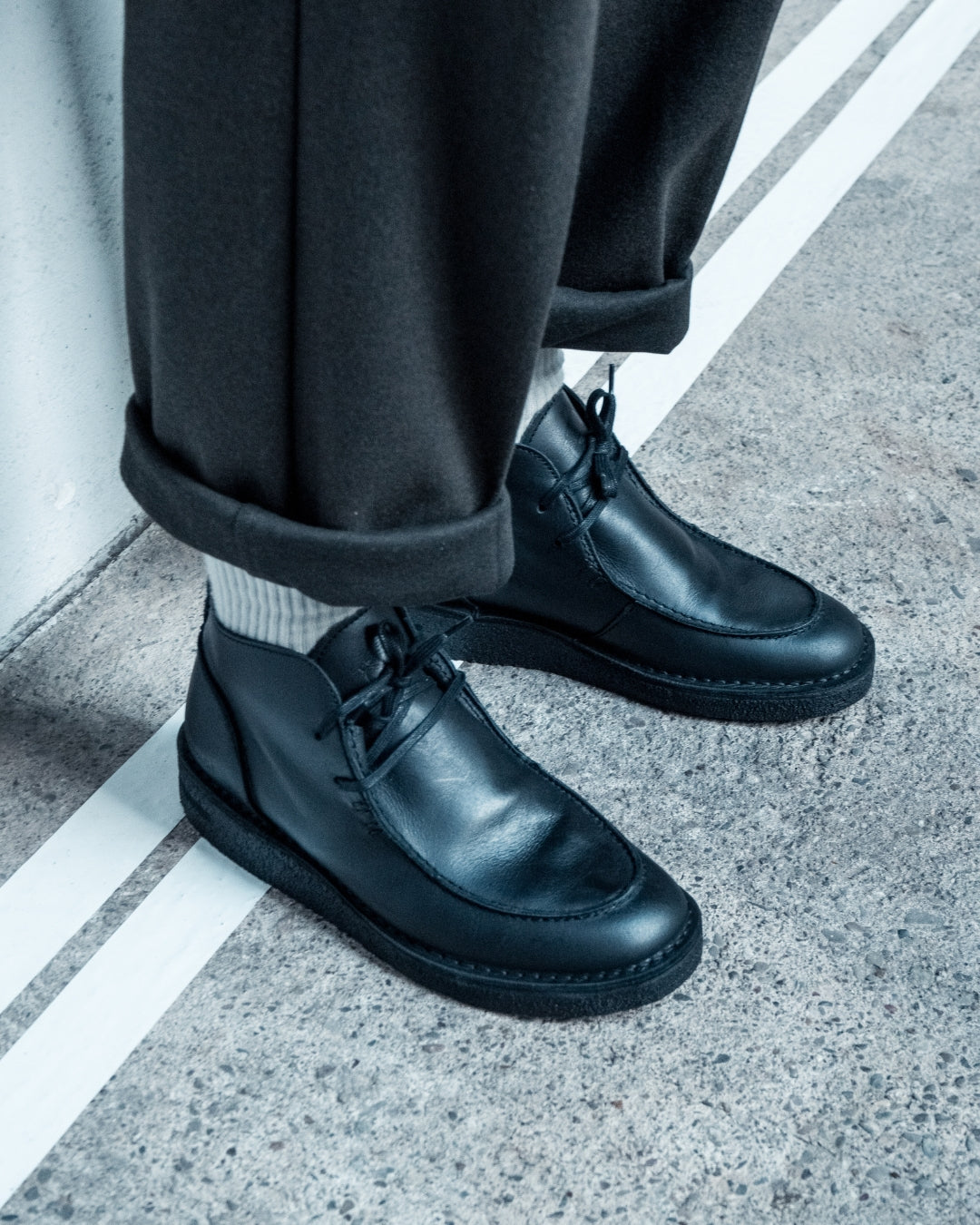 EWALDI - BLACK BUFFALO LEATHER