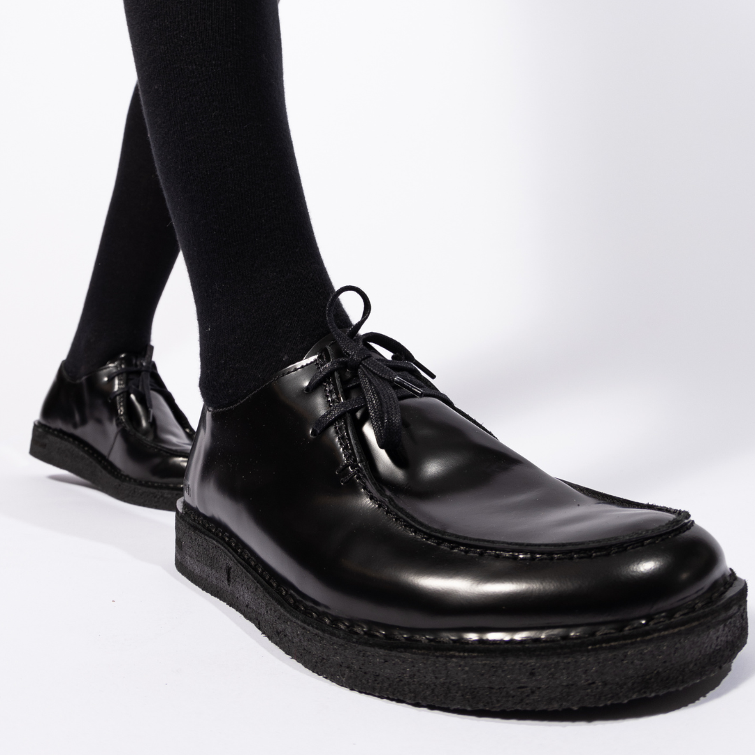 Ewaldi Low Polido Shoe